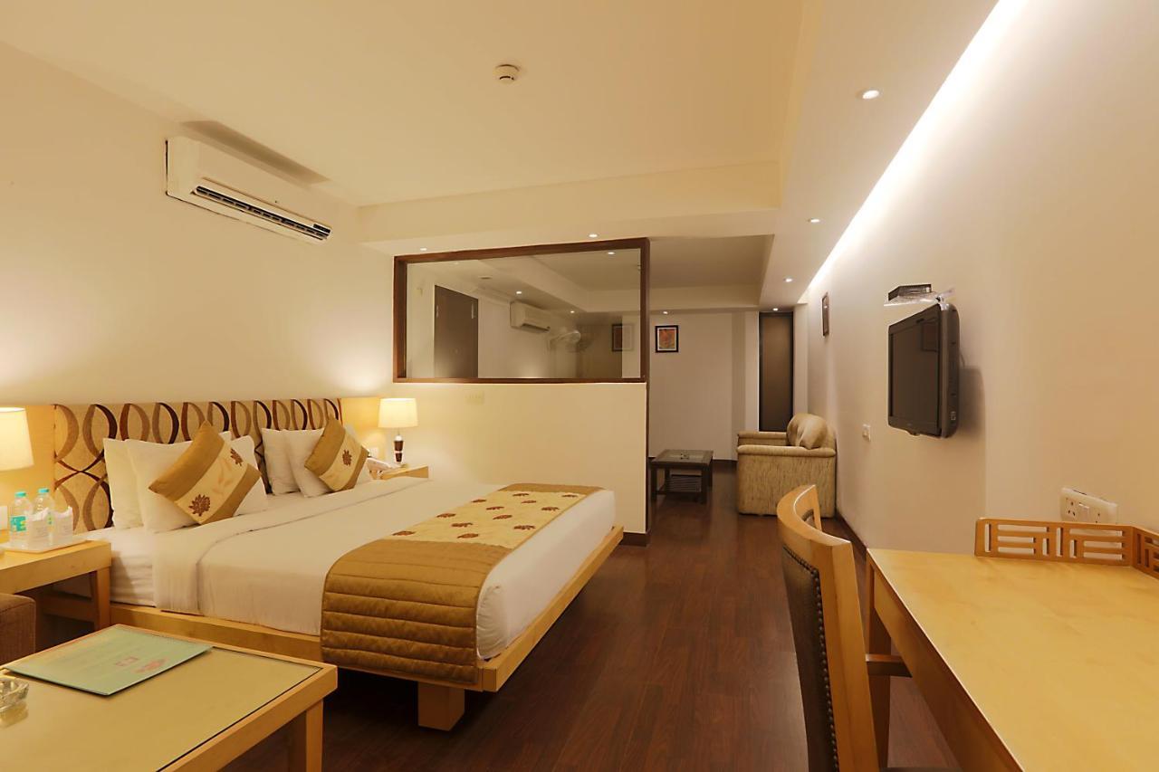 Hotel Arch Plaza - Near Yashobhoomi Convention Centre Dwarka ニューデリー エクステリア 写真