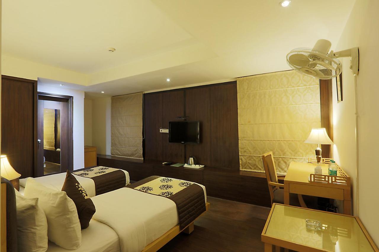 Hotel Arch Plaza - Near Yashobhoomi Convention Centre Dwarka ニューデリー エクステリア 写真